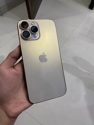 I phone 13 Pro max 128 gb golden