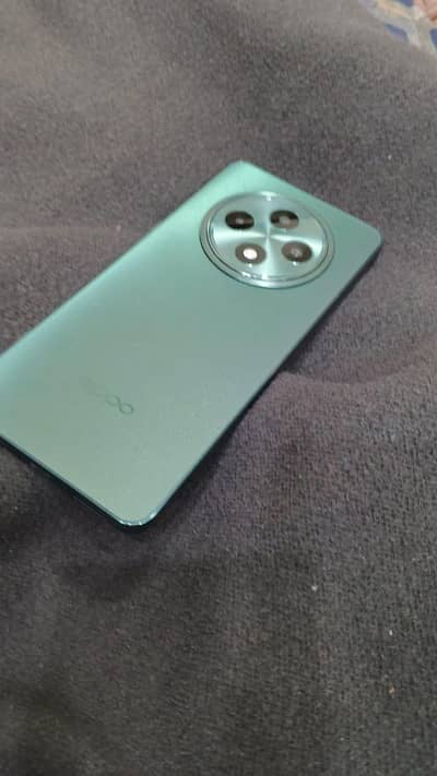 Oppo Reno 12F 5G 12GB Ram +256GB Memory