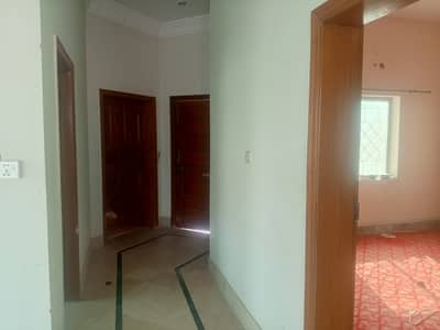 Ahmad Pur Road Marla First Floor For Rent