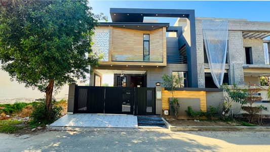 Modern 10 Marla House With Basement For Sale Slightly Used, Ready For Immediate Possession