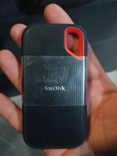 1TB SSD with Type C Jack SanDisk