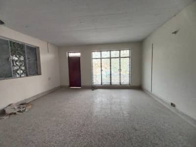 Commercial First Floor Hall For Office Available For Rent In Main Boulevard Military Account Society Near Wapda Town