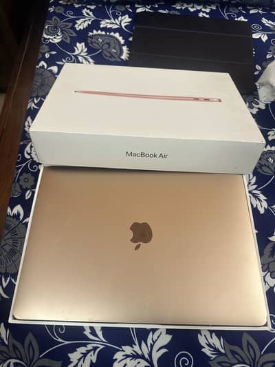 Macbook Air M1 - 256GB - Gold