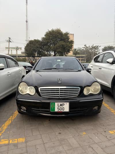 Mercedese Bens C200 (Elegance)