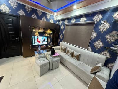 1 bed fully luxury furnished apartment avalible for rent diamond mall family building gulberg greens isllamabad