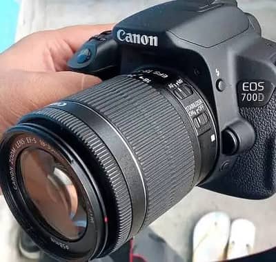 Canon 700D
