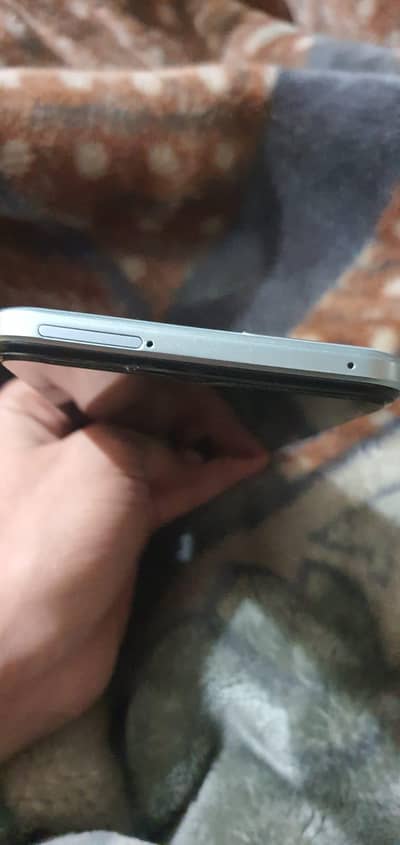 vivo y21 10/8 condition 4/64