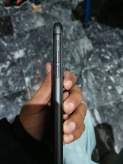 iPhone 11 urgent sell non pta