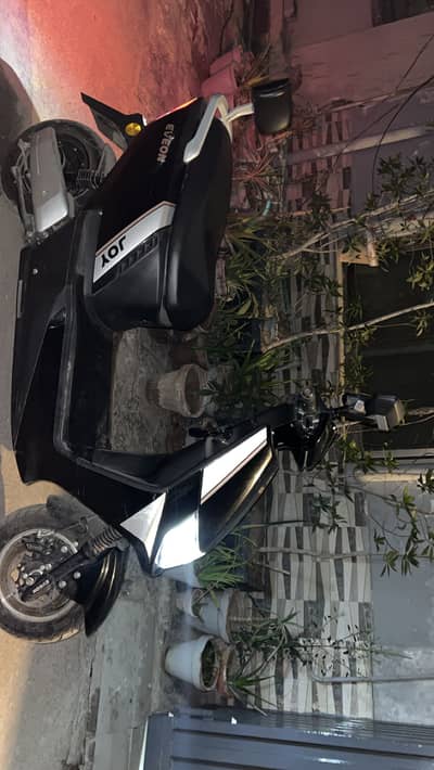 Eveon Joy Electric Scooty