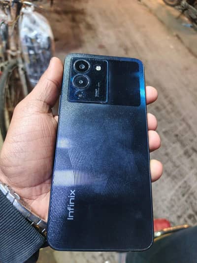 Ager koie interested ha to Call kare price munasib hojaye gy