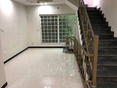 5 Marla Double Unit 3 Bed Room House Available For Rent