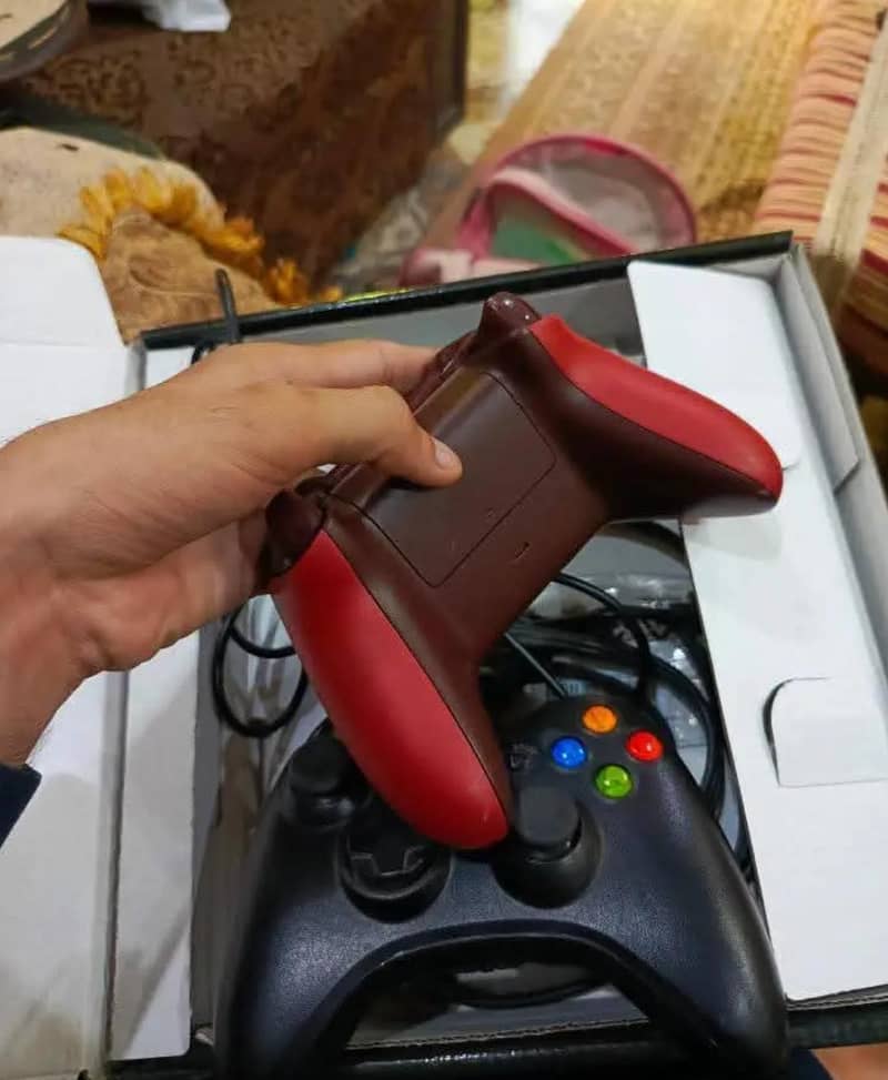 X Box one S wireless controller 1