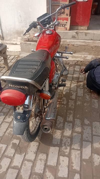 Honda 125 totally original condition