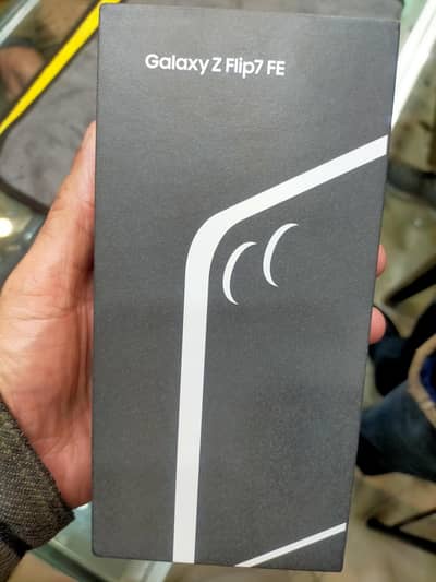 Galaxy Flip 7 FE 8GB 128GB