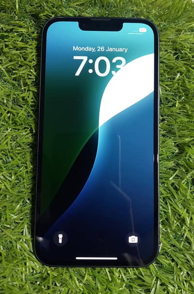 iPhone 13 lush condition