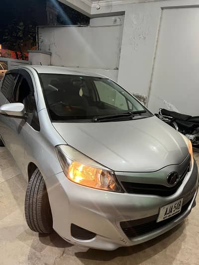Toyota Vitz 2013