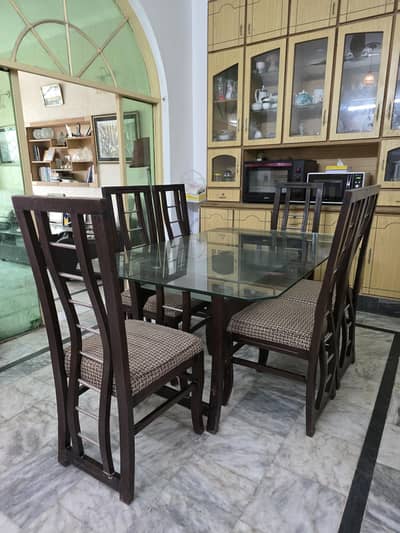Dinning Table | 6 Chairs | Wooden and glass top | Urgent Sale