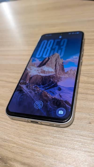 Oppo Reno 13 5g 12+12 / 256 gb