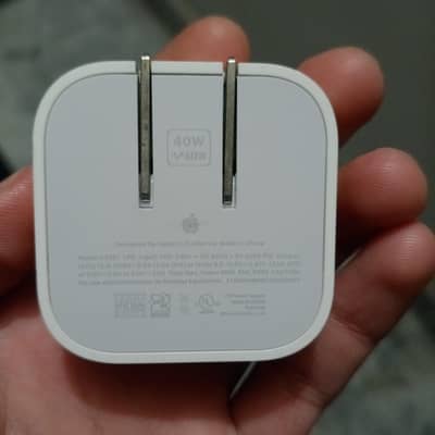 iPhone orignal charger / apple  /17 pro max / dynamic  / 60W / 60 watt