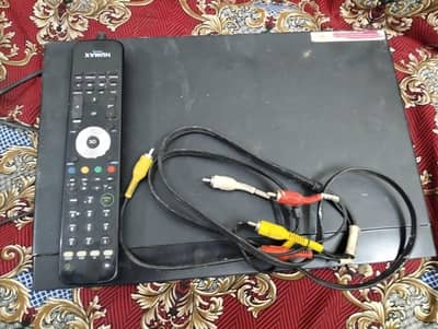 Humax company reciever price in Pakistan is 178000 as you see in the p