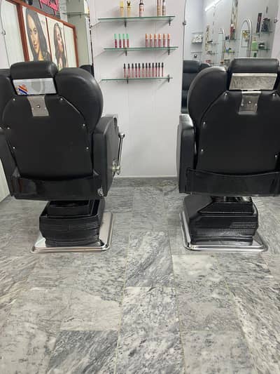 Premium Heavy-Duty Hydraulic Barber Chair