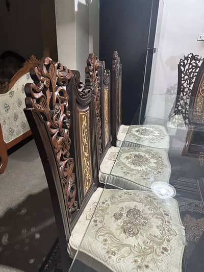 8 seater chinioti wood dining table.