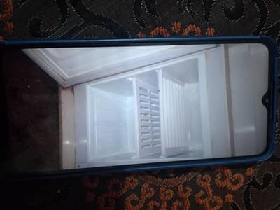 dispenser for sale in good condition