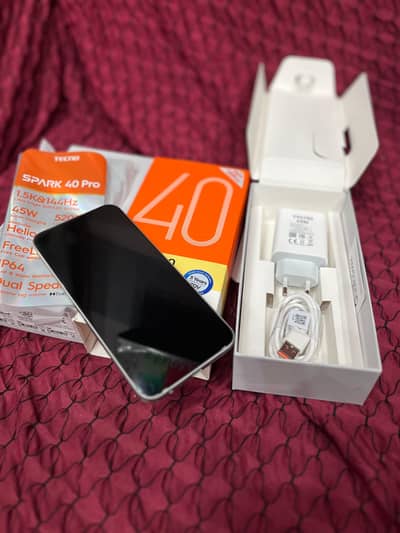 Tecno Spark 40 pro