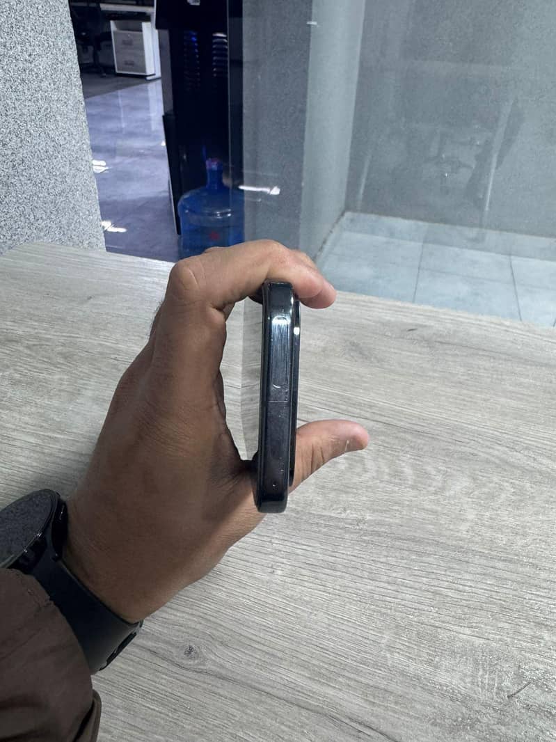 Google Pixel 9 Pro 4