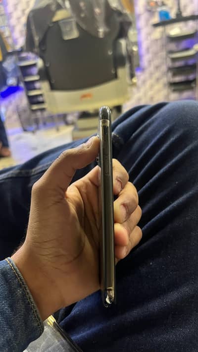 Iphone XS 64 Gb Non Pta Factory Unlocked For Sale And Exchange