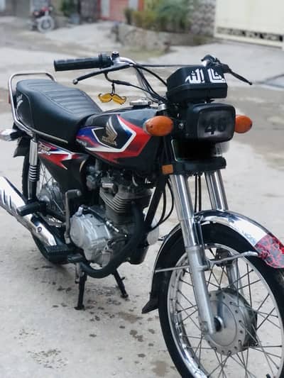 Honda CG-125 (Model 2016/17) Total Genuine