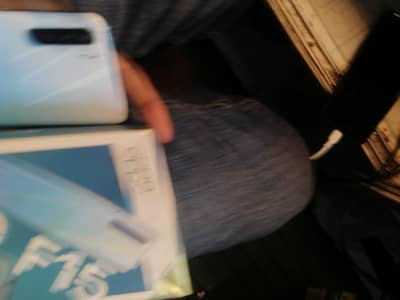 ic panal k upr glass change hy chuta laga huwa hy