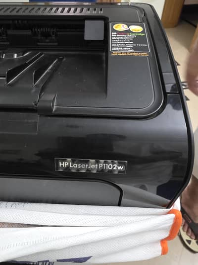 HP Laserjet P1102w