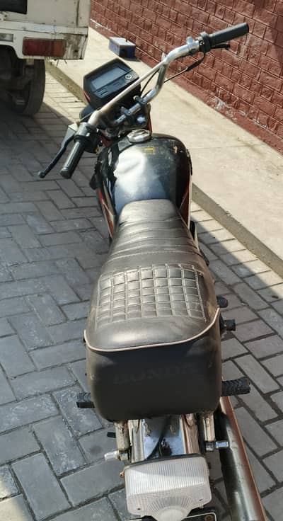 2002 model bike all ok Engine all ok biometric available