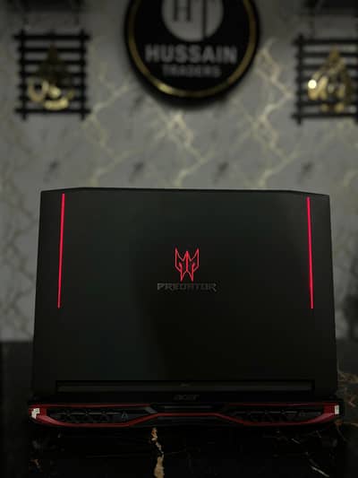 Acer predator i7 7th 16gb RAM 256gb SSD 1TB HDD NVIDIA card GTX 1070