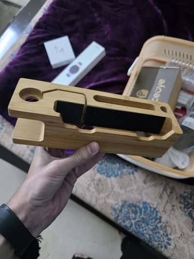 Wooden Charging Dock Station for Mobile Watch