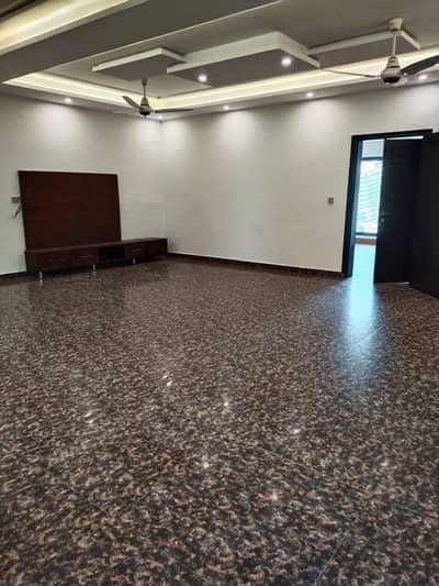 10 Marla House Available For Rent In Lda Avenue