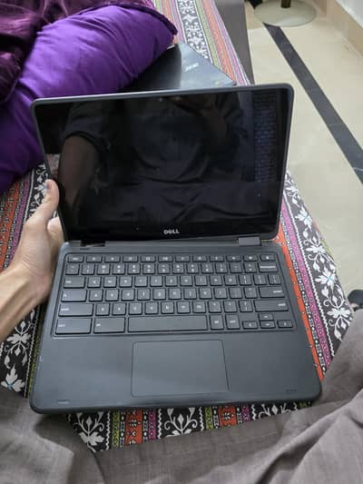 Dell Chromebook 3189 and Acer Chromebook 360