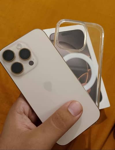 Apple iPhone 16 Pro jv