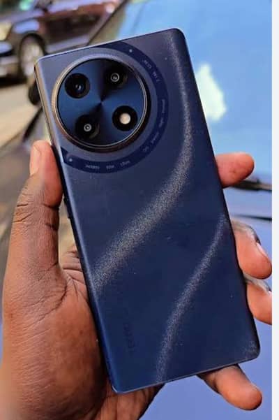 Tecno Camon 30s – 6 Months Used – Full Box – Excellent Condition