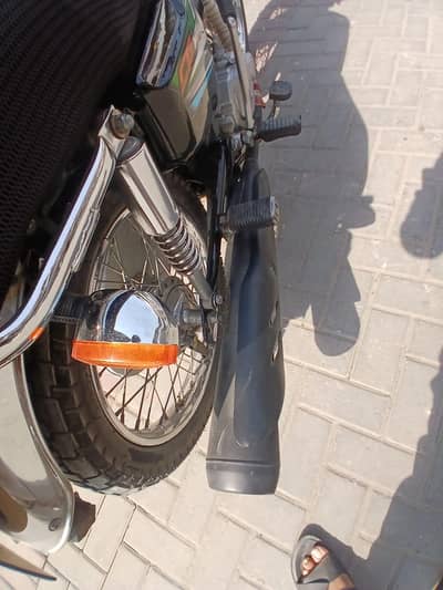 honda CG 125 black clourr