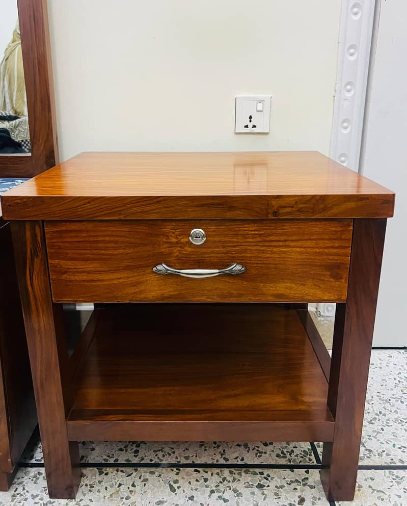 side table 1