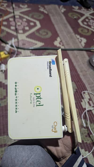 Ptcl tenda D301 wifi router. without adapter