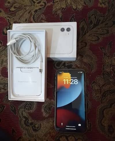 I Phone 11 - PTA Approved