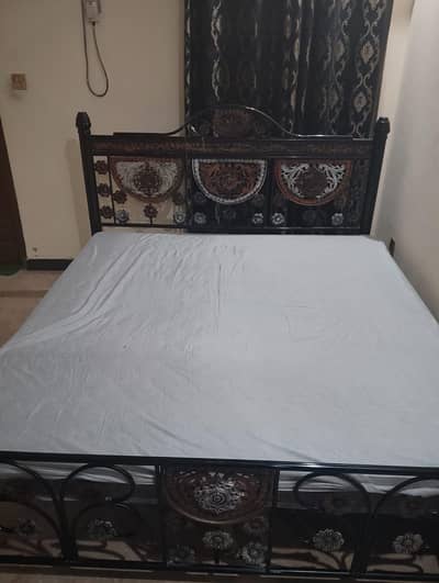 Iron Bed King size