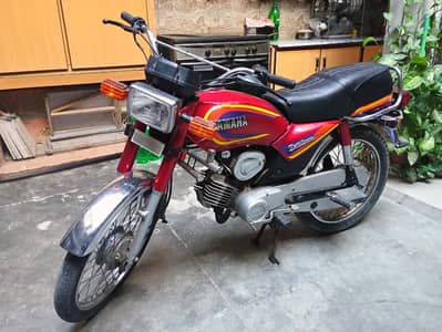 Yamaha YB100
