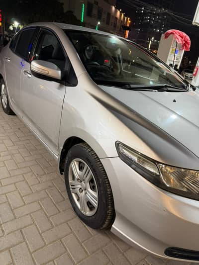 Selling HONDA City I-VTEC prosmatic 1.3 2016 model