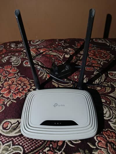 TP-Link Router Bilkul New Jesa ha