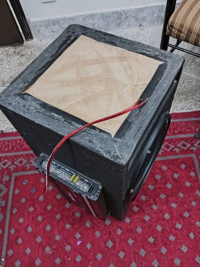 amp and boofer zero metre 1 month used only