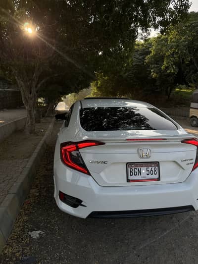 Honda civic oriel 2016